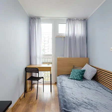 Lägenhet Krochmalna 3 *