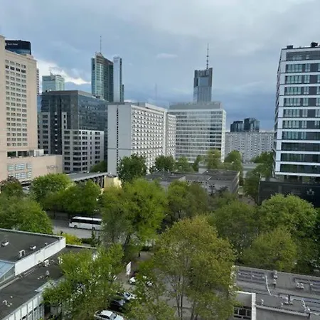 Krochmalna 3 * Warszawa